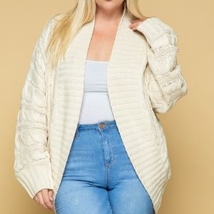 CHUNKY CABLE KNIT ROUND CARDIGAN